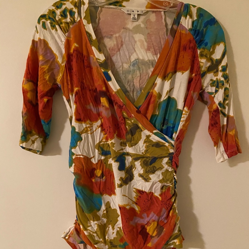 CAbi 309 print wrap rouched sides